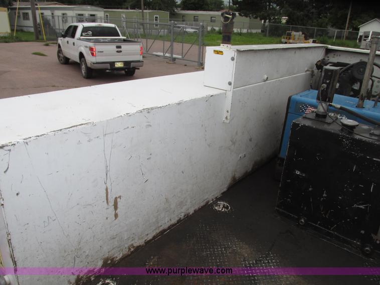 image for item G9974 2007 Ford F550 Super Duty XL utility truck