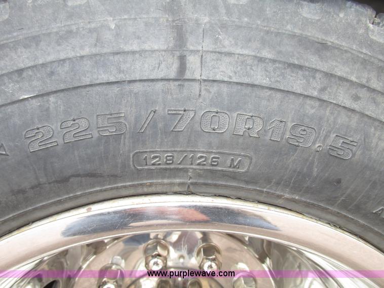 image for item G9974 2007 Ford F550 Super Duty XL utility truck