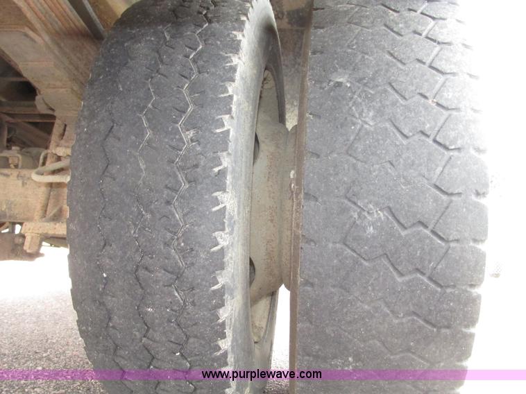 image for item G9974 2007 Ford F550 Super Duty XL utility truck