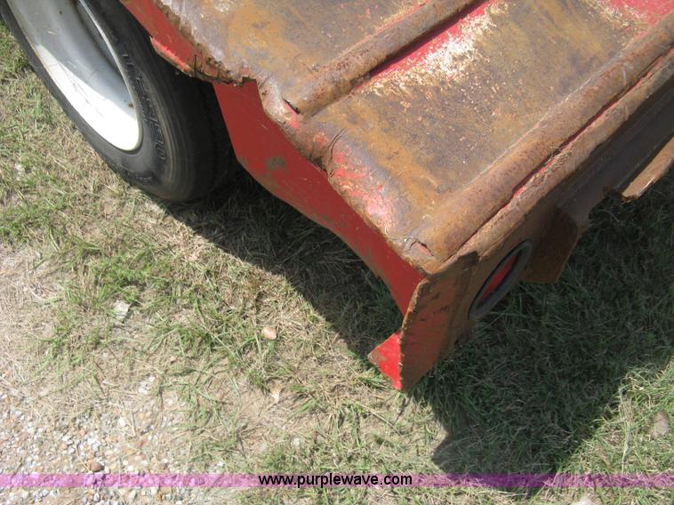 image for item H5271 1973 Fruehauf C25L-J2 low boy trailer