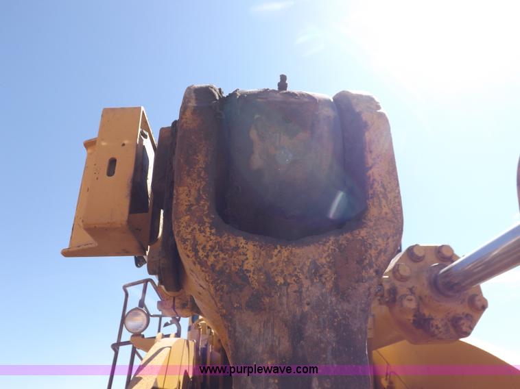 image for item H9142 1984 Caterpillar 980C wheel loader