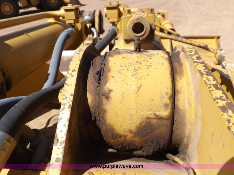 image for item H9142 1984 Caterpillar 980C wheel loader