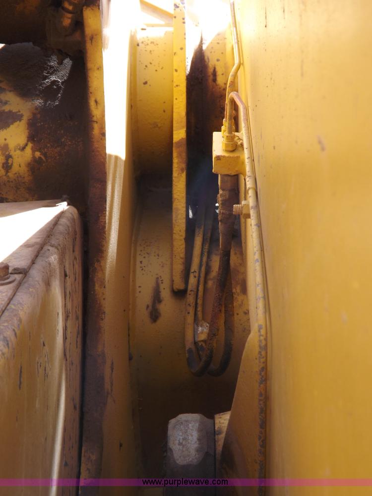 image for item H9142 1984 Caterpillar 980C wheel loader