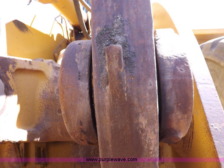 image for item H9142 1984 Caterpillar 980C wheel loader