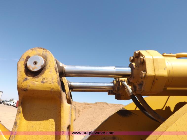 image for item H9142 1984 Caterpillar 980C wheel loader