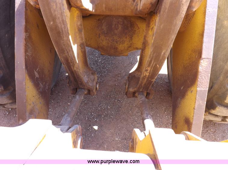 image for item H9142 1984 Caterpillar 980C wheel loader