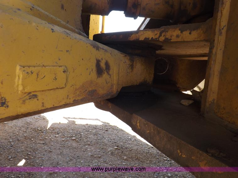 image for item H9142 1984 Caterpillar 980C wheel loader