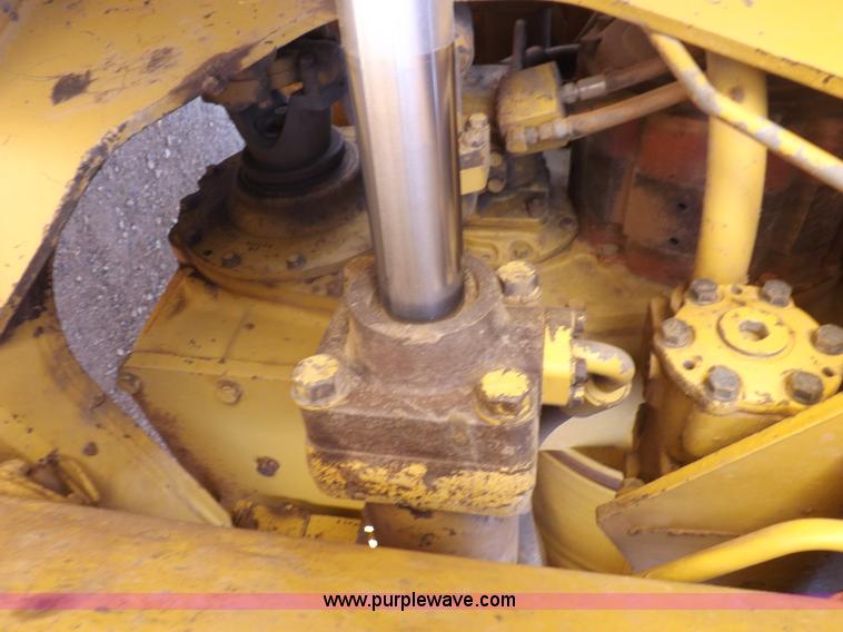 image for item H9142 1984 Caterpillar 980C wheel loader