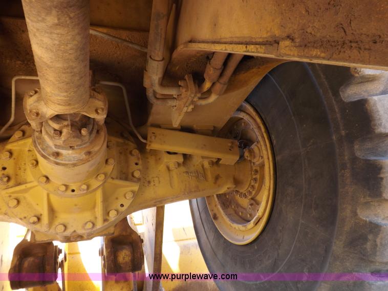 image for item H9142 1984 Caterpillar 980C wheel loader