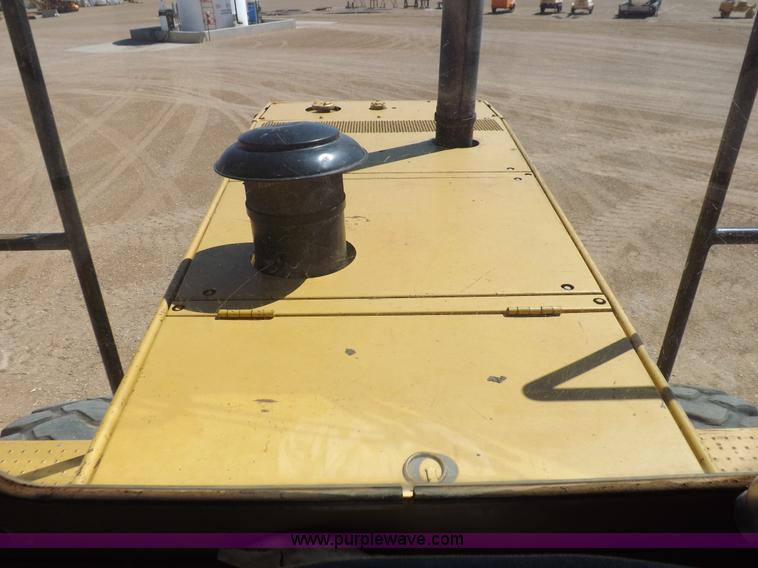 image for item H9142 1984 Caterpillar 980C wheel loader