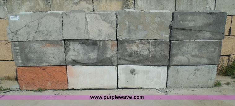 image for item I3292 (24) stacking concrete bunker blocks