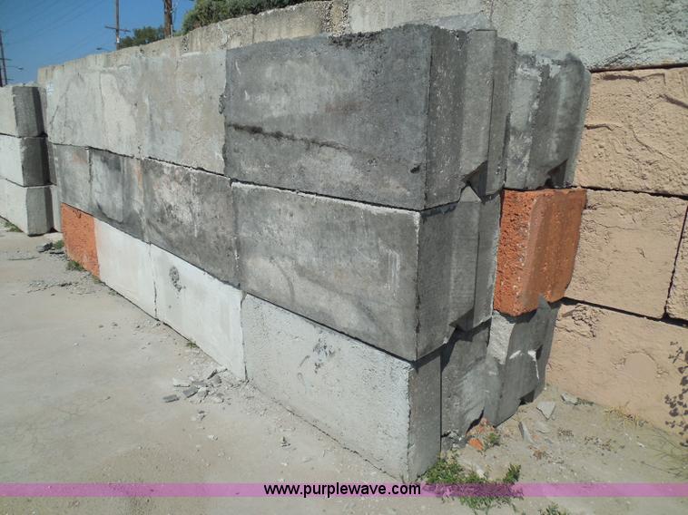 image for item I3292 (24) stacking concrete bunker blocks