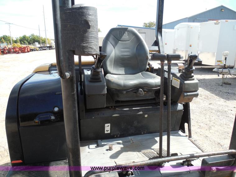 image for item I3313 2006 Caterpillar 302.5 mini excavator