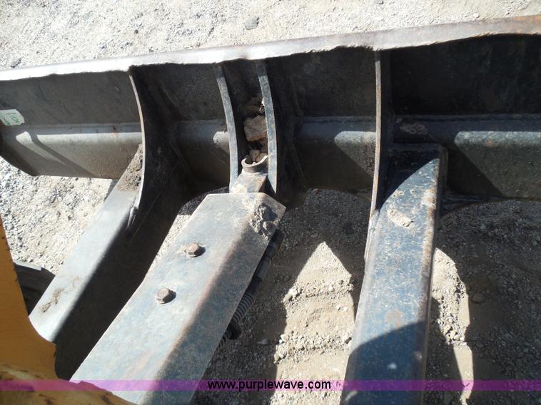 image for item I3313 2006 Caterpillar 302.5 mini excavator