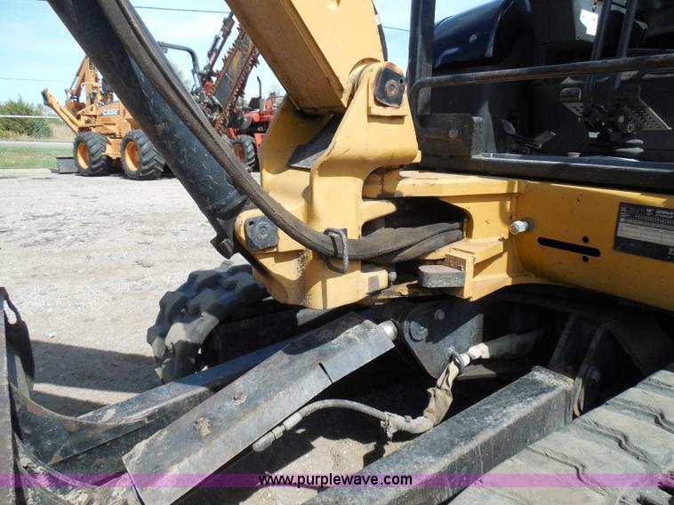 image for item I3313 2006 Caterpillar 302.5 mini excavator