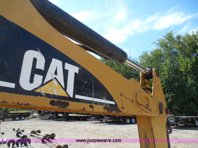 image for item I3313 2006 Caterpillar 302.5 mini excavator