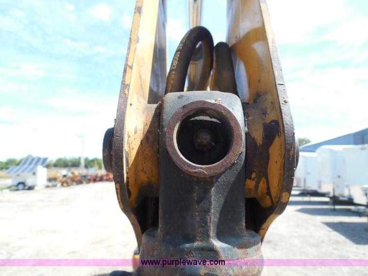 image for item I3313 2006 Caterpillar 302.5 mini excavator