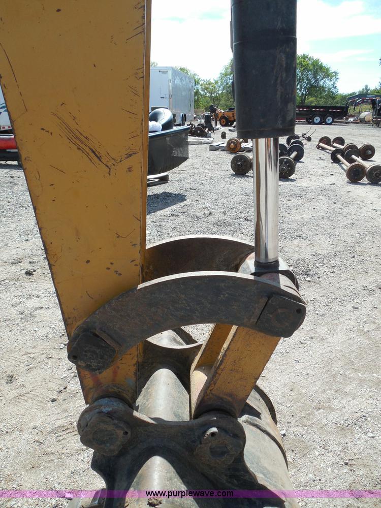 image for item I3313 2006 Caterpillar 302.5 mini excavator
