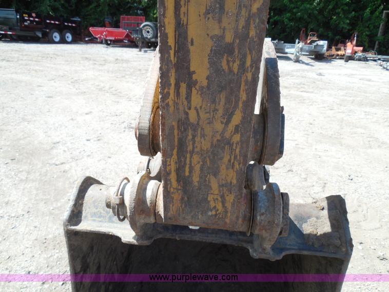 image for item I3313 2006 Caterpillar 302.5 mini excavator