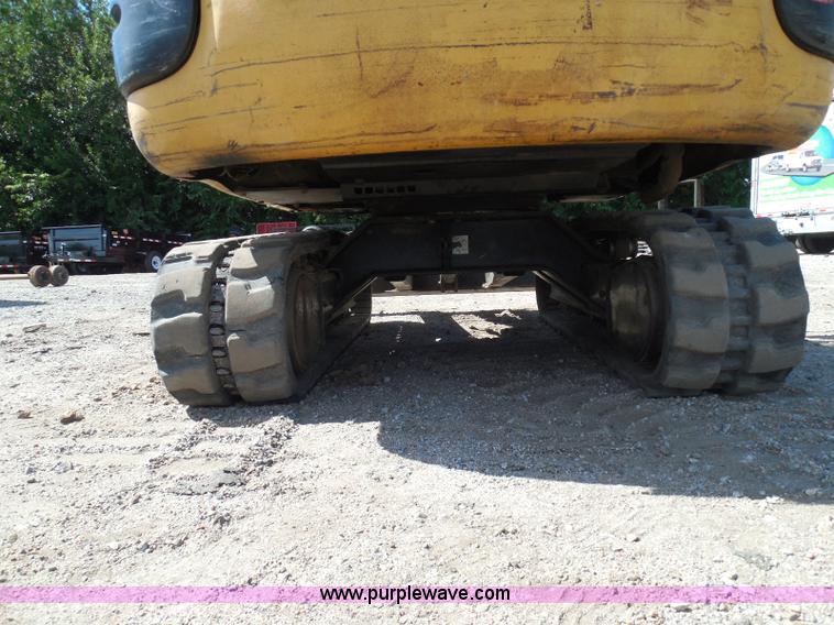 image for item I3313 2006 Caterpillar 302.5 mini excavator