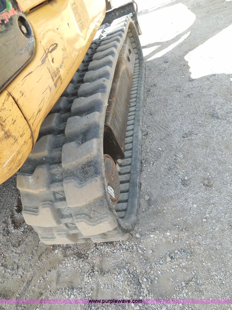 image for item I3313 2006 Caterpillar 302.5 mini excavator