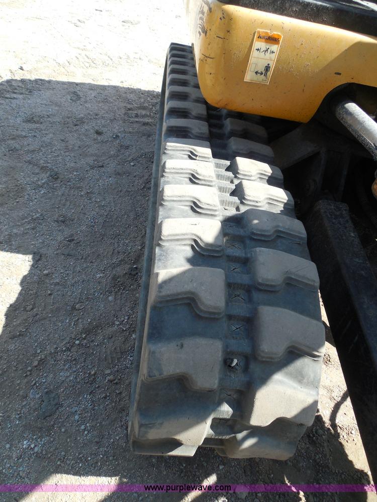 image for item I3313 2006 Caterpillar 302.5 mini excavator