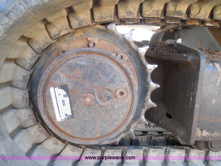 image for item I3313 2006 Caterpillar 302.5 mini excavator