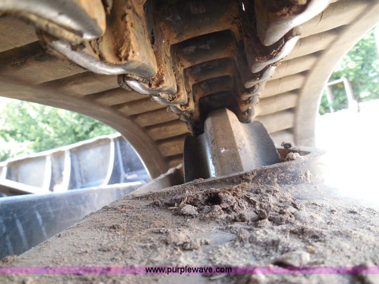 image for item I3313 2006 Caterpillar 302.5 mini excavator