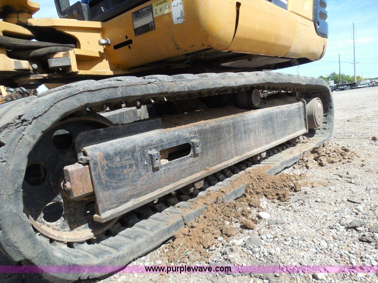 image for item I3313 2006 Caterpillar 302.5 mini excavator