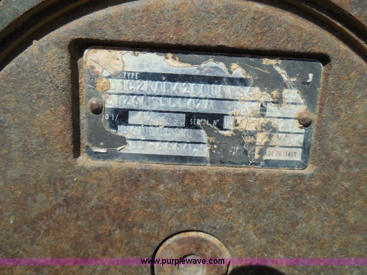 image for item I3313 2006 Caterpillar 302.5 mini excavator