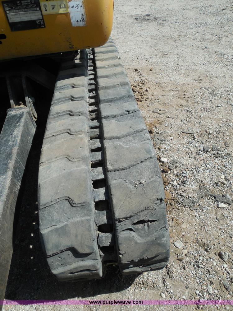 image for item I3313 2006 Caterpillar 302.5 mini excavator