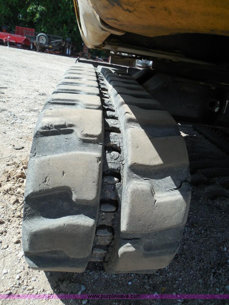 image for item I3313 2006 Caterpillar 302.5 mini excavator