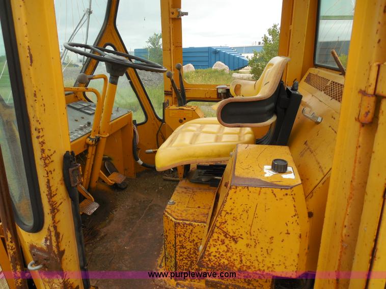 image for item I3336 1979 Clark 45C wheel loader