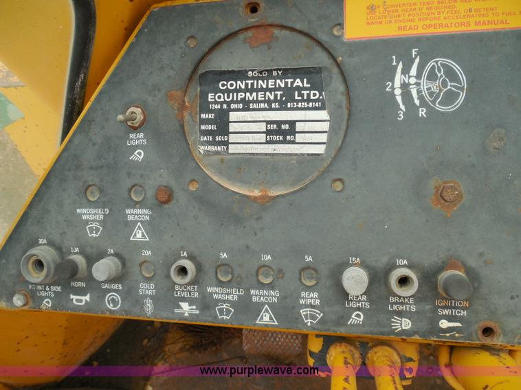 image for item I3336 1979 Clark 45C wheel loader