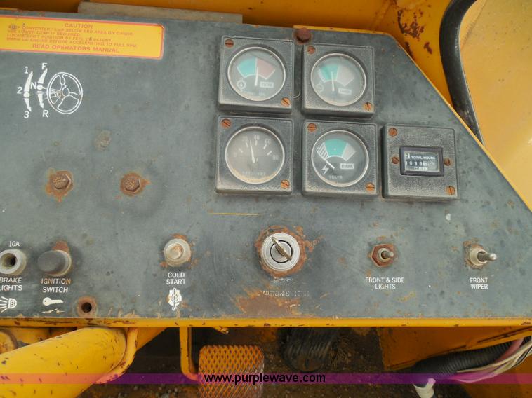 image for item I3336 1979 Clark 45C wheel loader