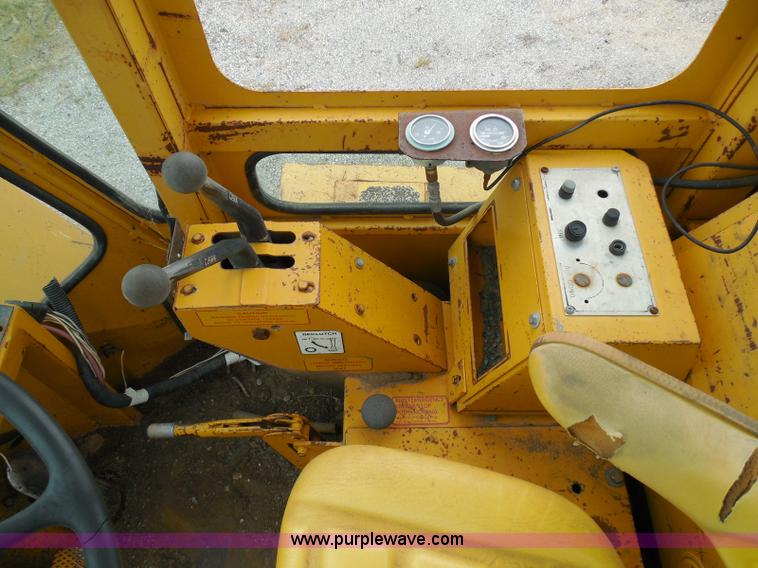 image for item I3336 1979 Clark 45C wheel loader
