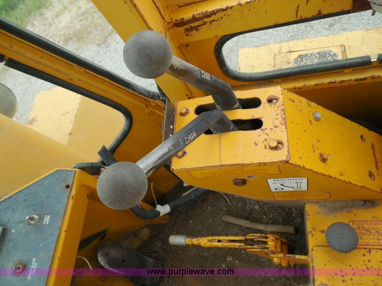 image for item I3336 1979 Clark 45C wheel loader