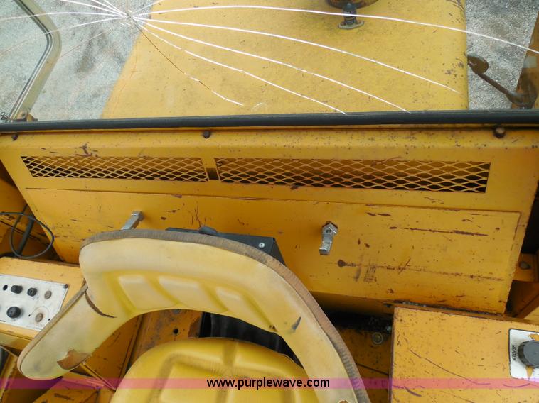 image for item I3336 1979 Clark 45C wheel loader