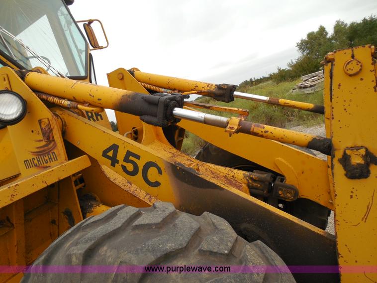 image for item I3336 1979 Clark 45C wheel loader
