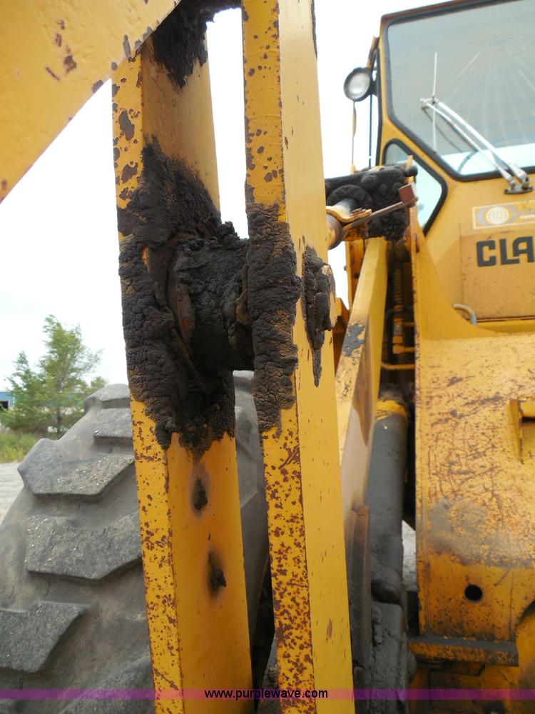 image for item I3336 1979 Clark 45C wheel loader