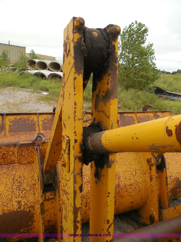 image for item I3336 1979 Clark 45C wheel loader