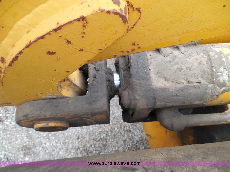 image for item I3336 1979 Clark 45C wheel loader