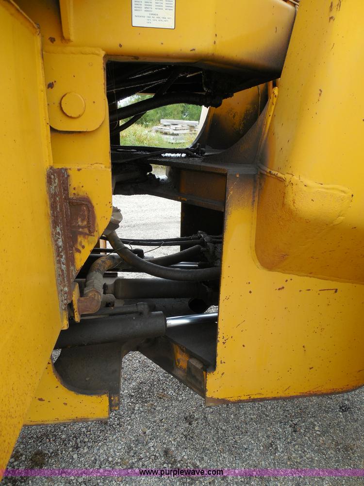 image for item I3336 1979 Clark 45C wheel loader