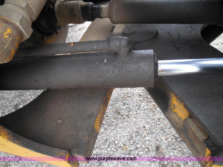 image for item I3336 1979 Clark 45C wheel loader