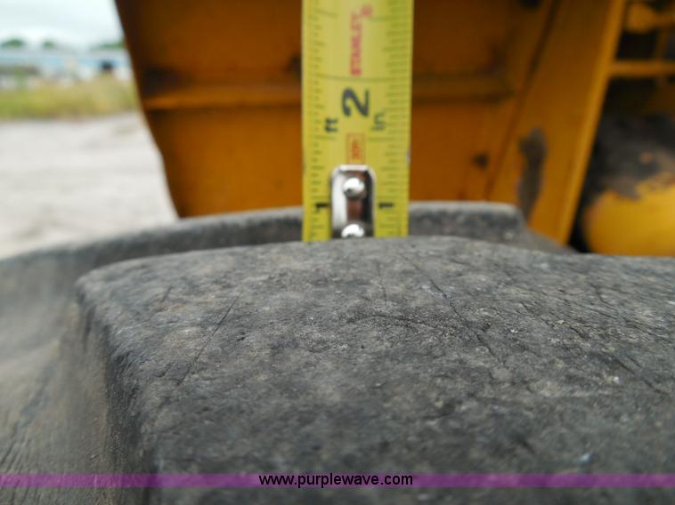 image for item I3336 1979 Clark 45C wheel loader