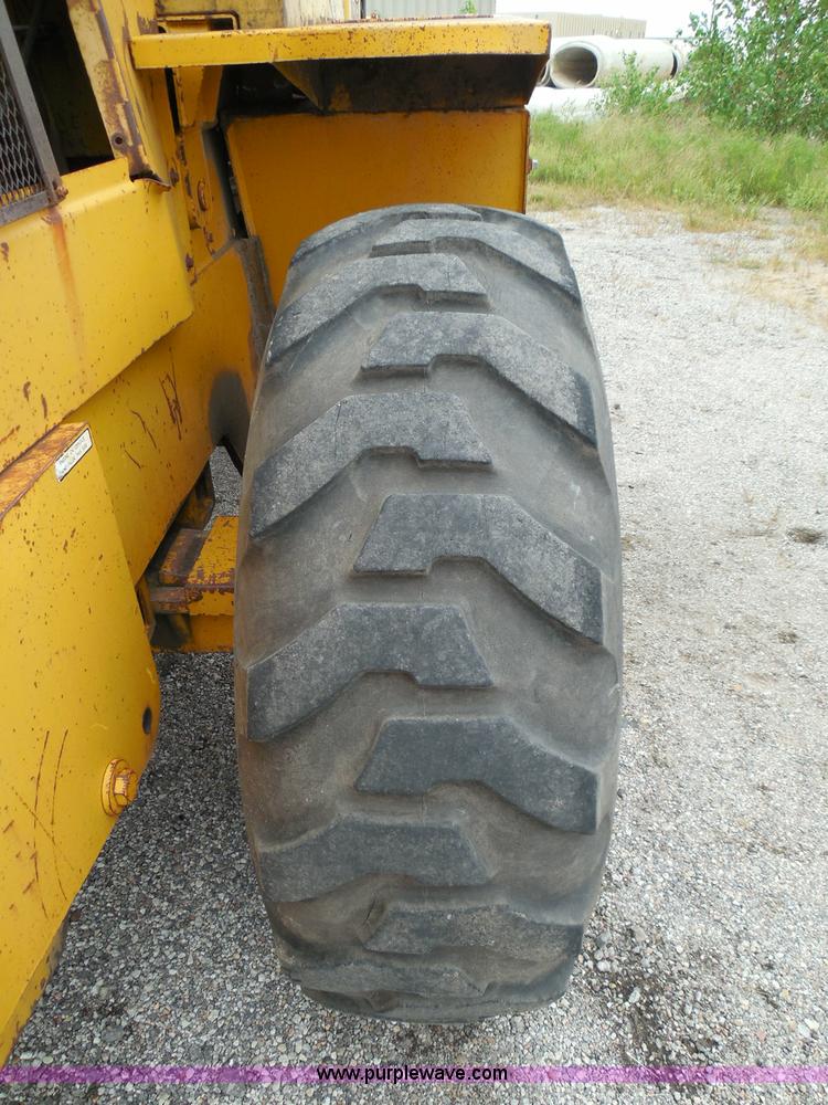 image for item I3336 1979 Clark 45C wheel loader