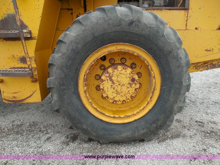 image for item I3336 1979 Clark 45C wheel loader