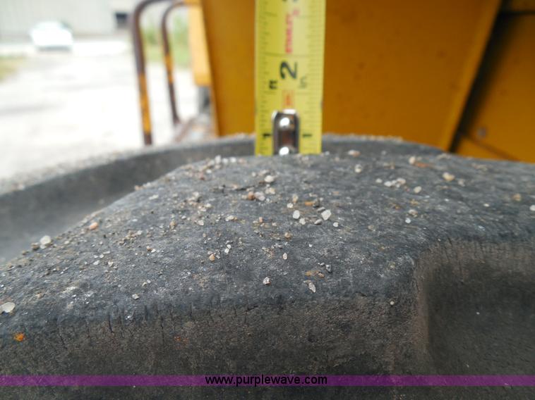 image for item I3336 1979 Clark 45C wheel loader