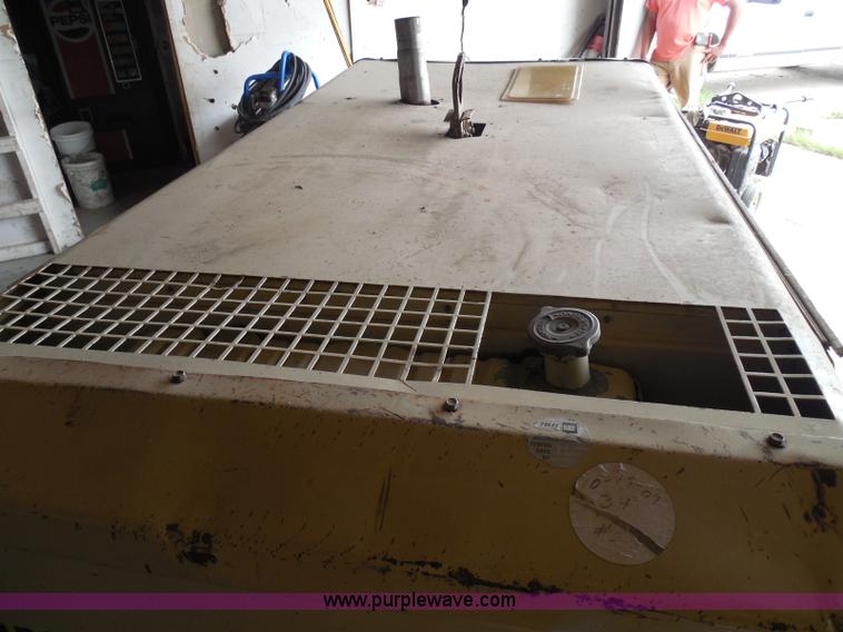 image for item I3340 Ingersoll Rand 130 air compressor