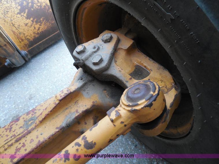 image for item I3344 1994 Case 580 Super K backhoe